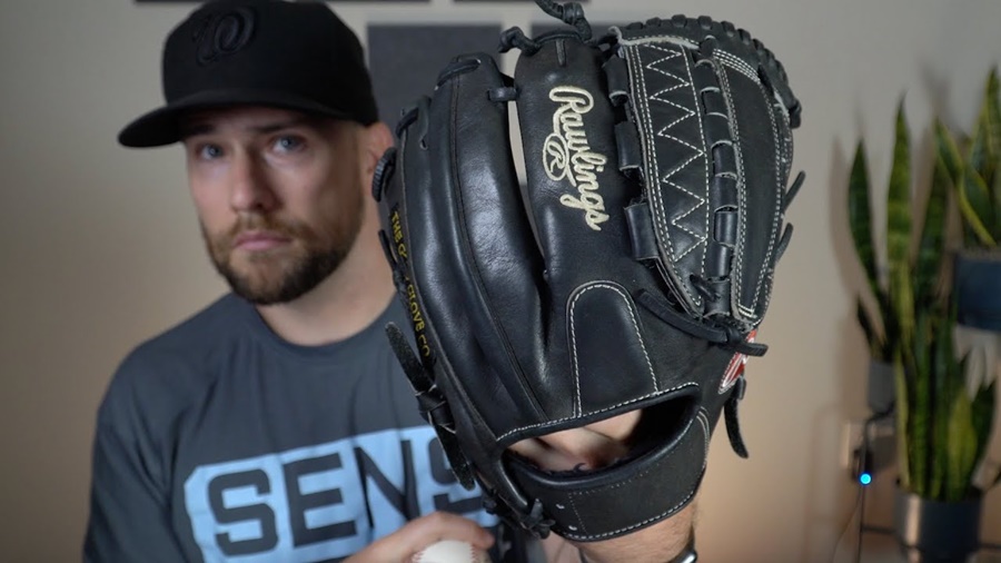 Pitcher Baseball Glove vs Fielder Baseball Glove