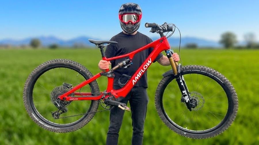 Electric Mountain Bike vs Regular Mountain Bike
